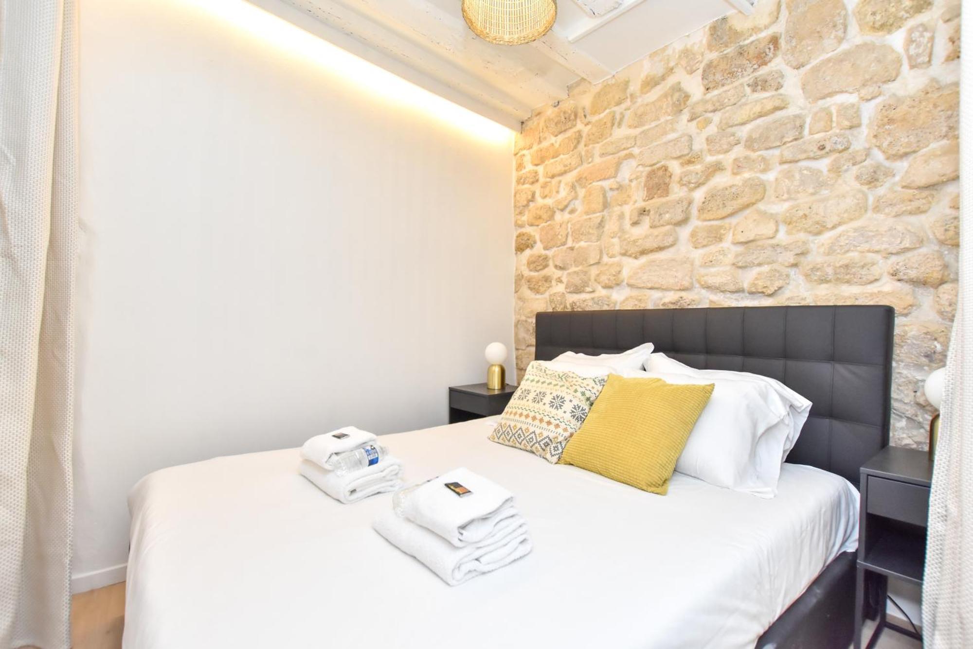 Cozy - 1br-4p - Sentier Apartment *